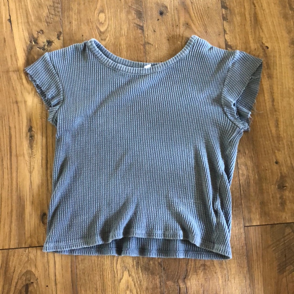 Cap sleeve blue crop top